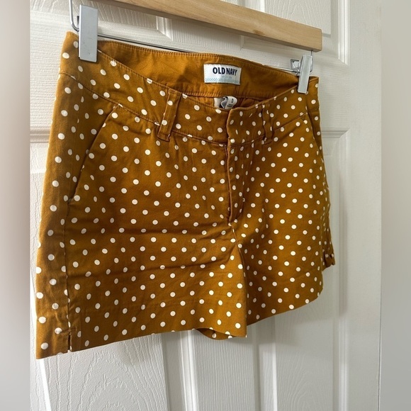 Old Navy Yellow Polka Dot Shorts Size 0 - Picture 3 of 4